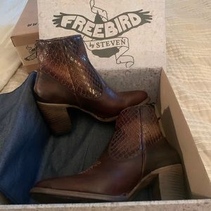 Freebird by Steven Brand NEW